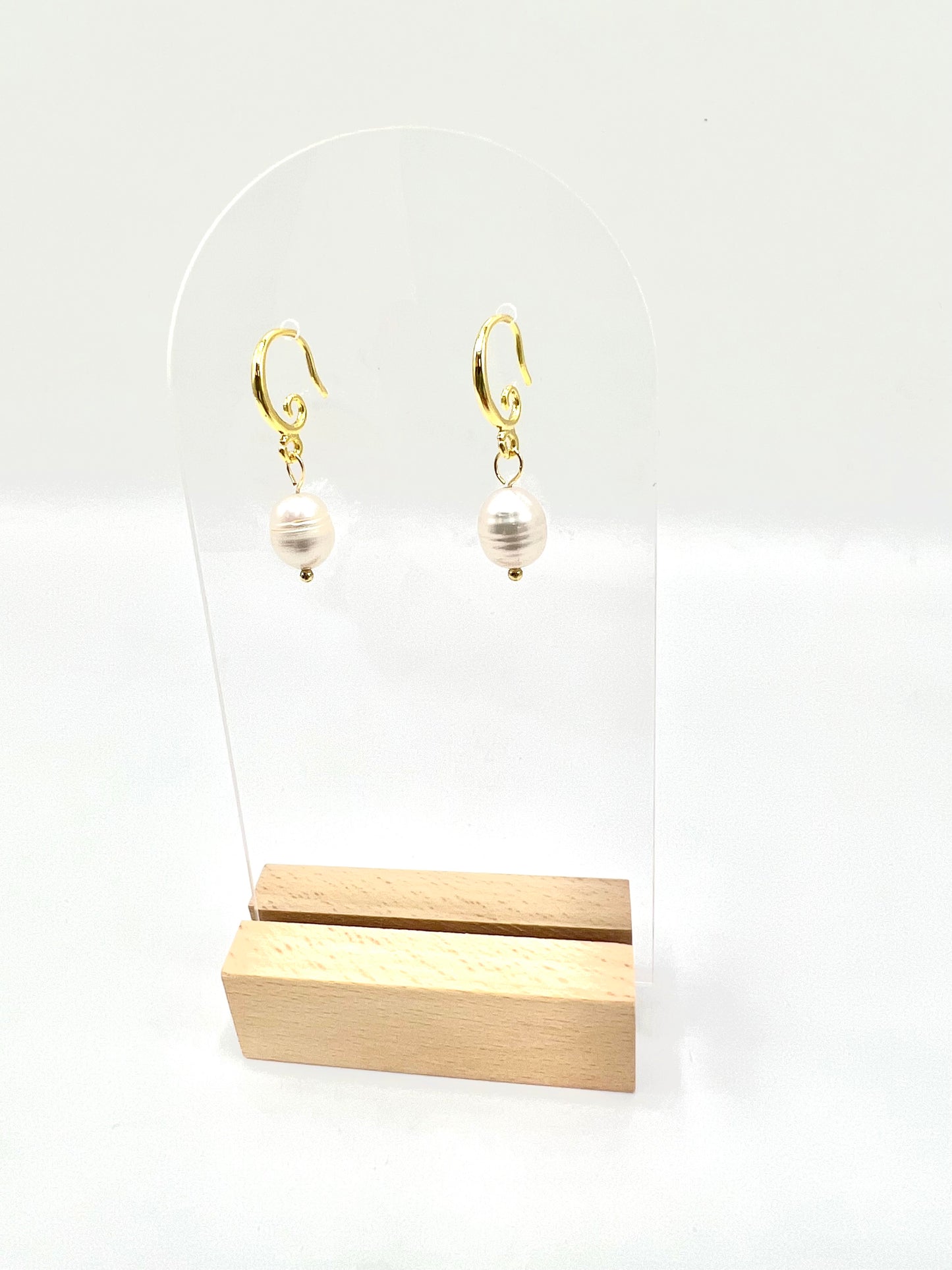 Luna Earrings